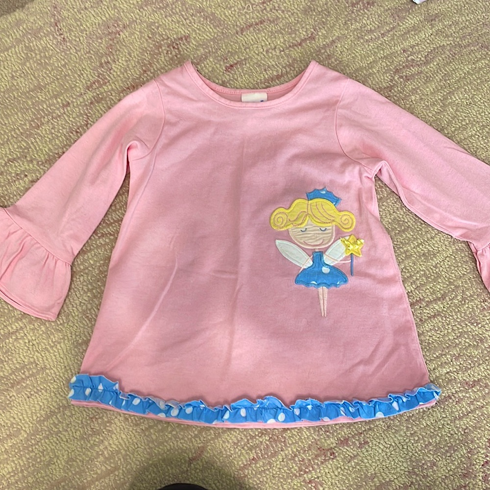 Bailey boys.  2t. Matching set.  EUC